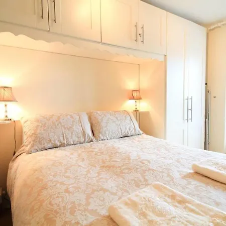 Comfy Silicon Docks Apt With A View On Waterfront *