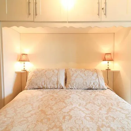Comfy Silicon Docks Apt With A View On Waterfront Apartment *